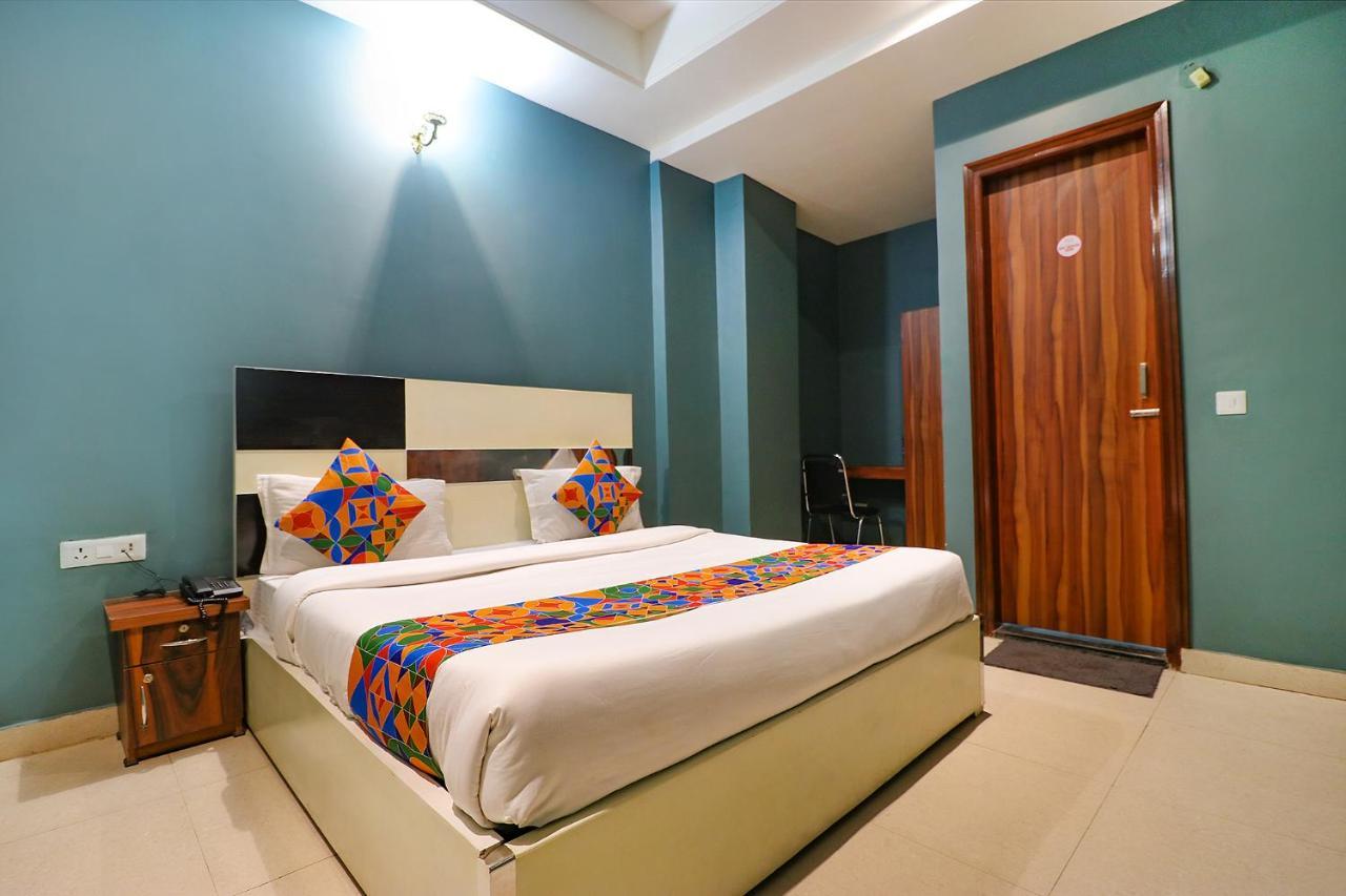 Fabhotel Church House Rohini Delhi  Exterior photo